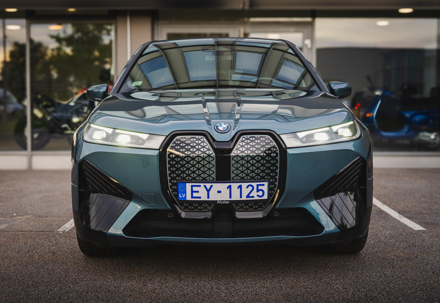 BMW iX xDrive40