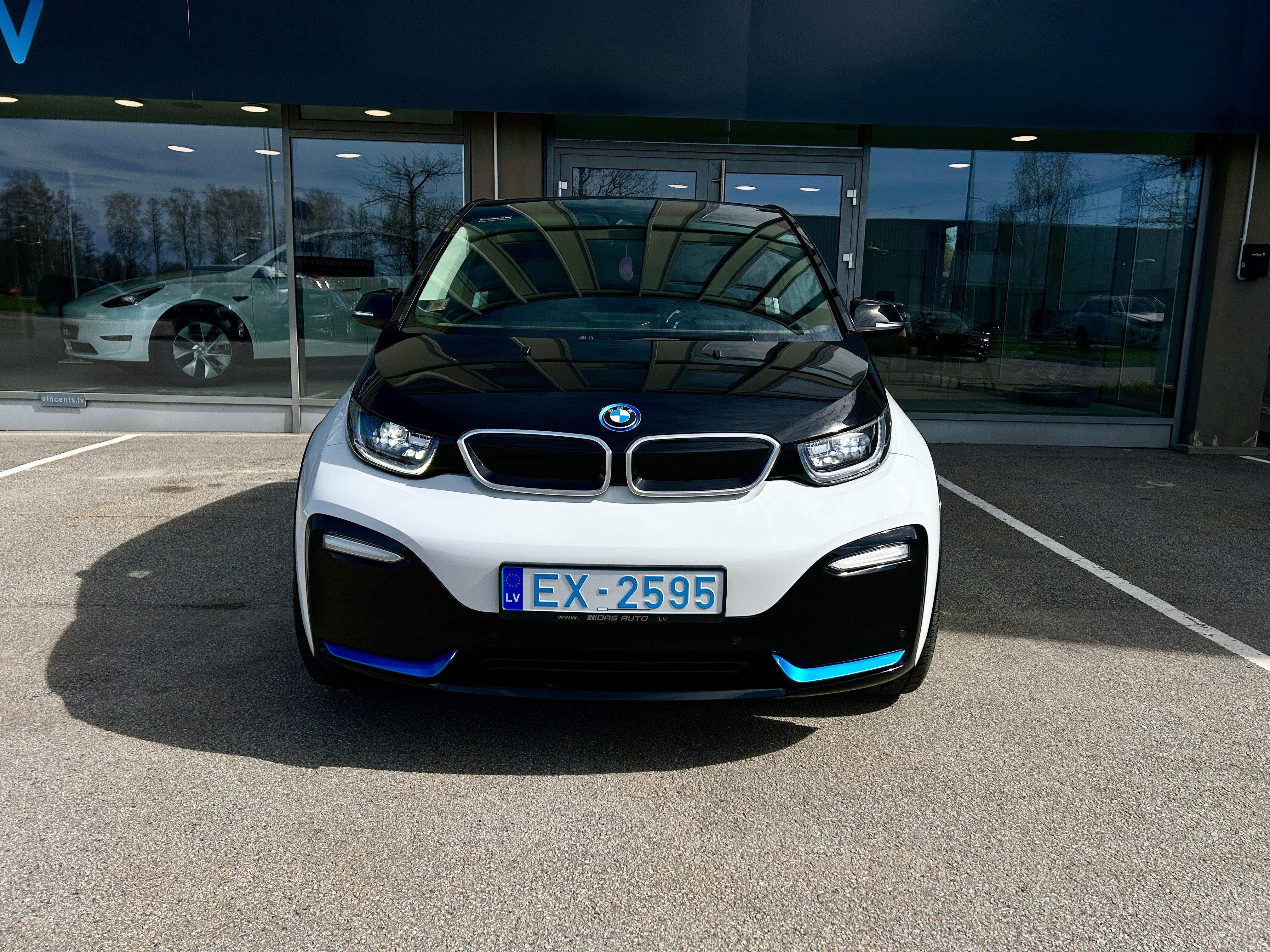 BMW i3S