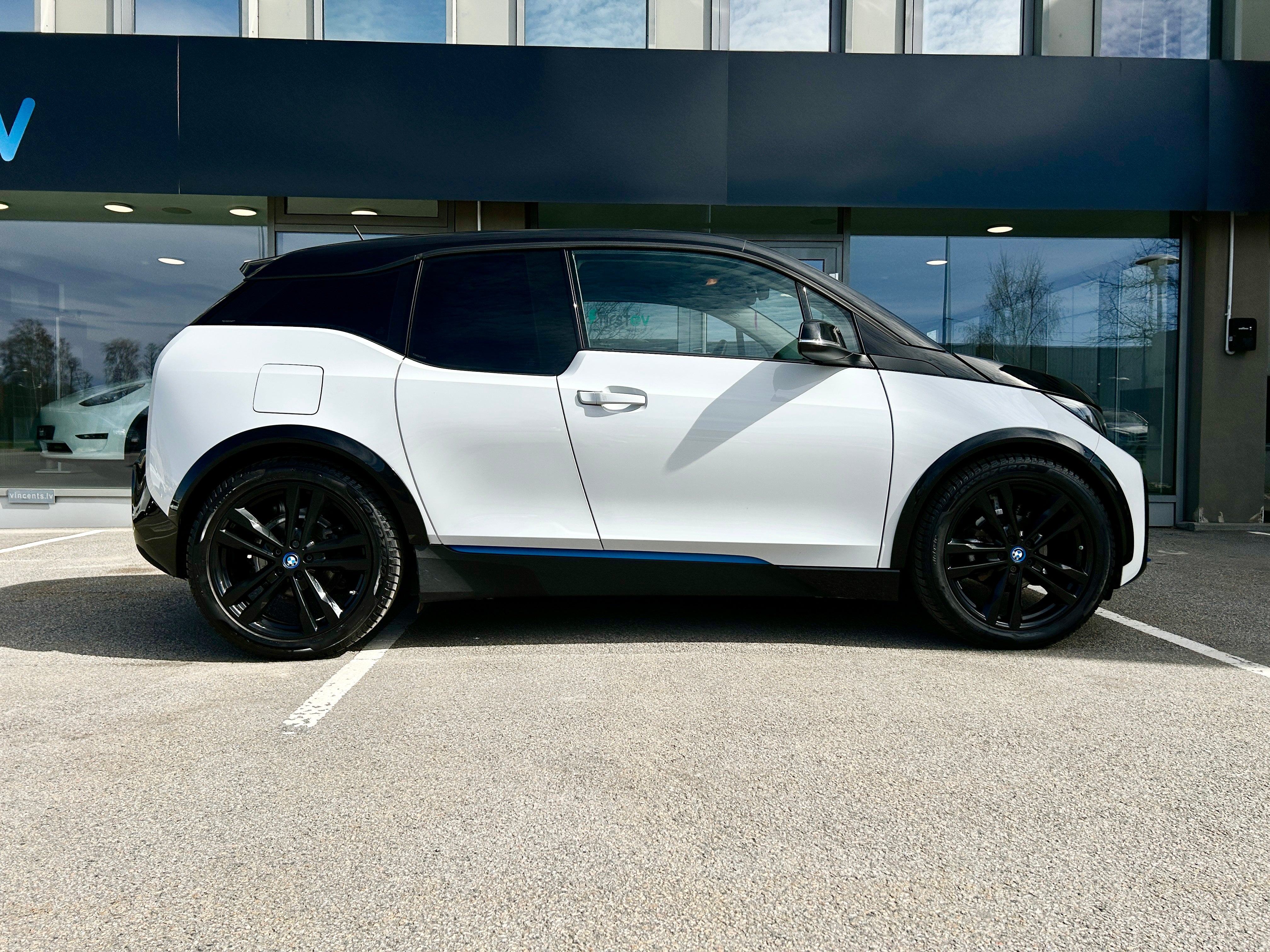 BMW i3S