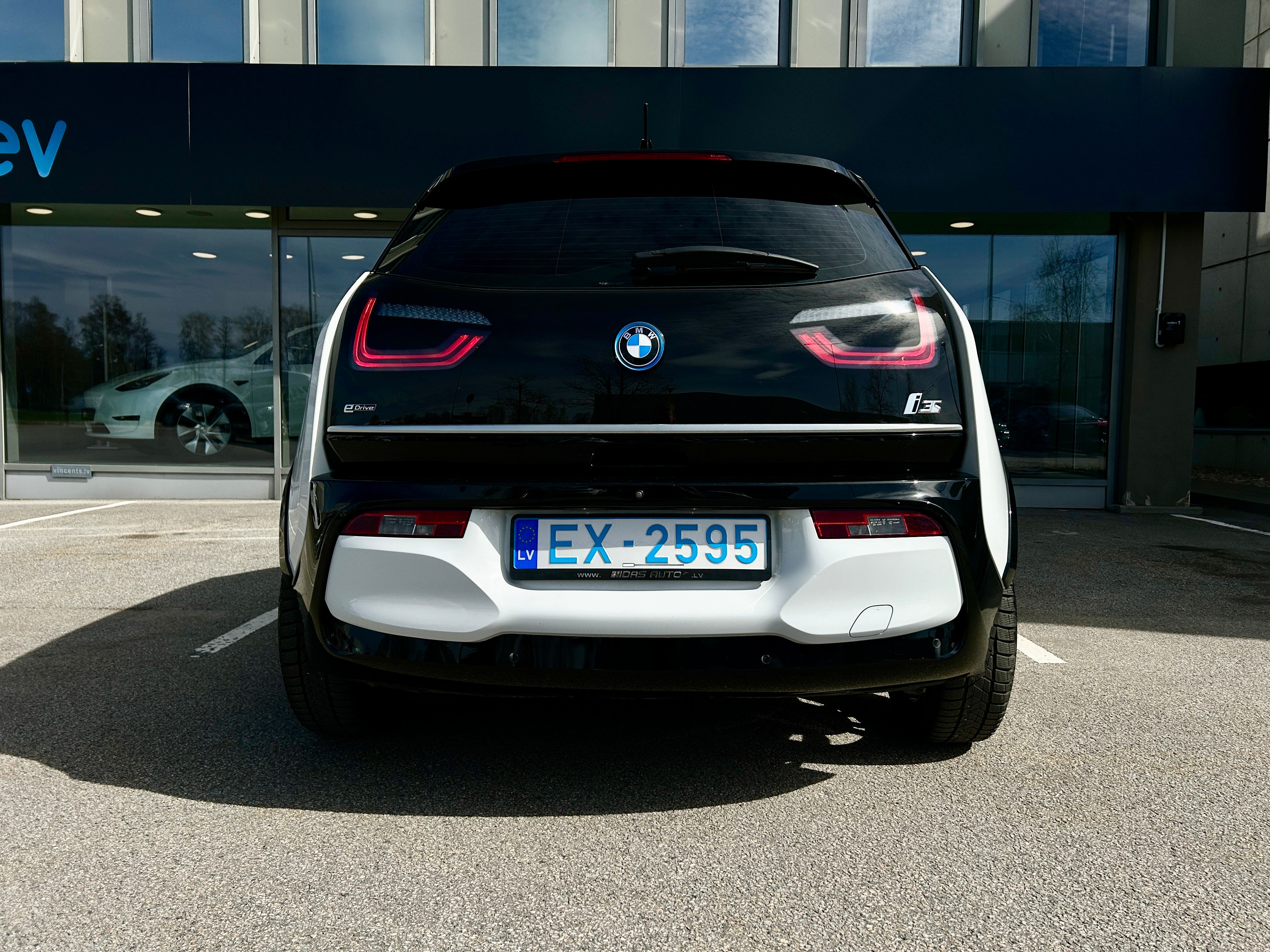 BMW i3S