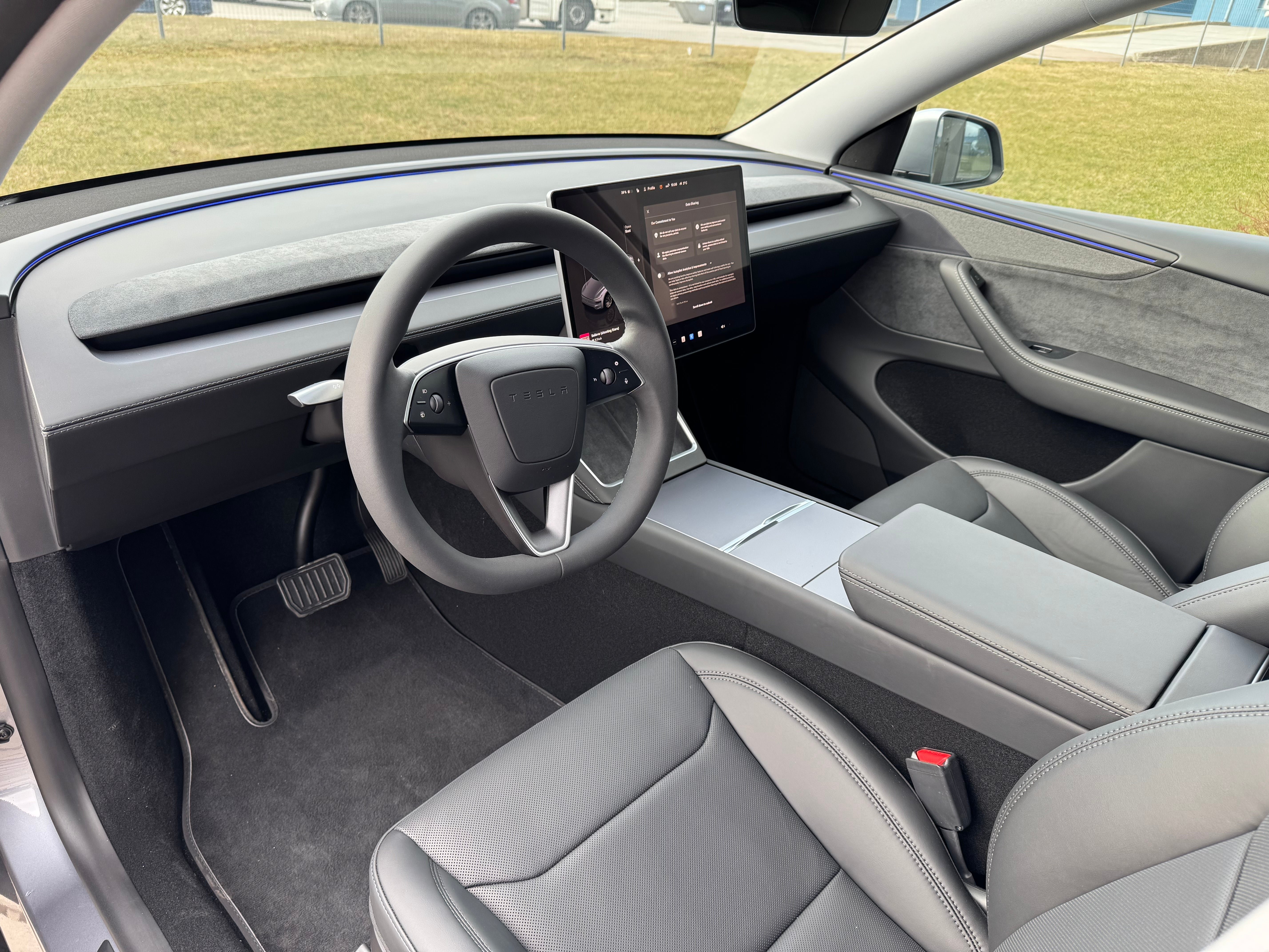 Tesla Model Y Juniper LR Quicksilver