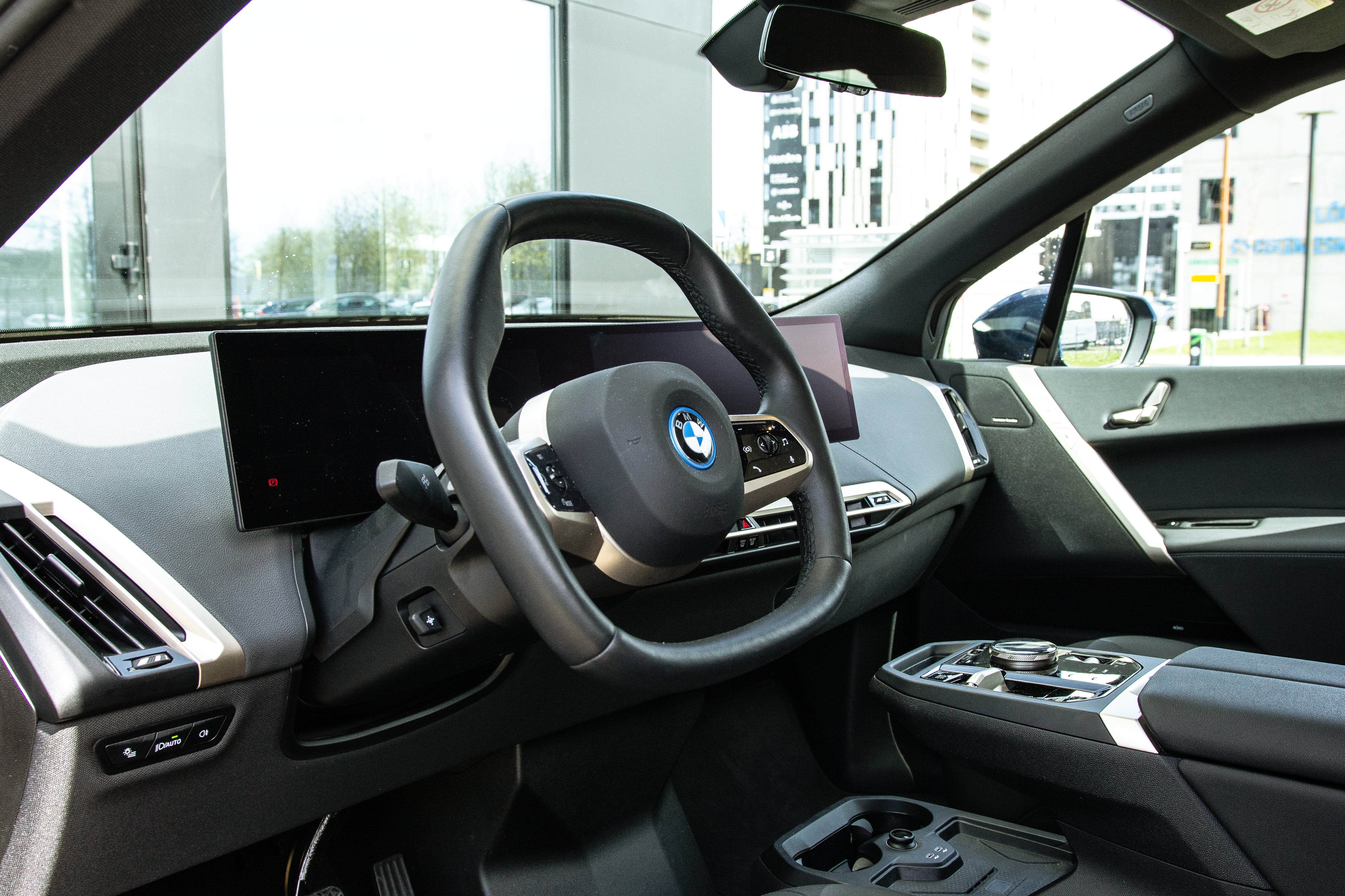 BMW iX xDrive40 2022