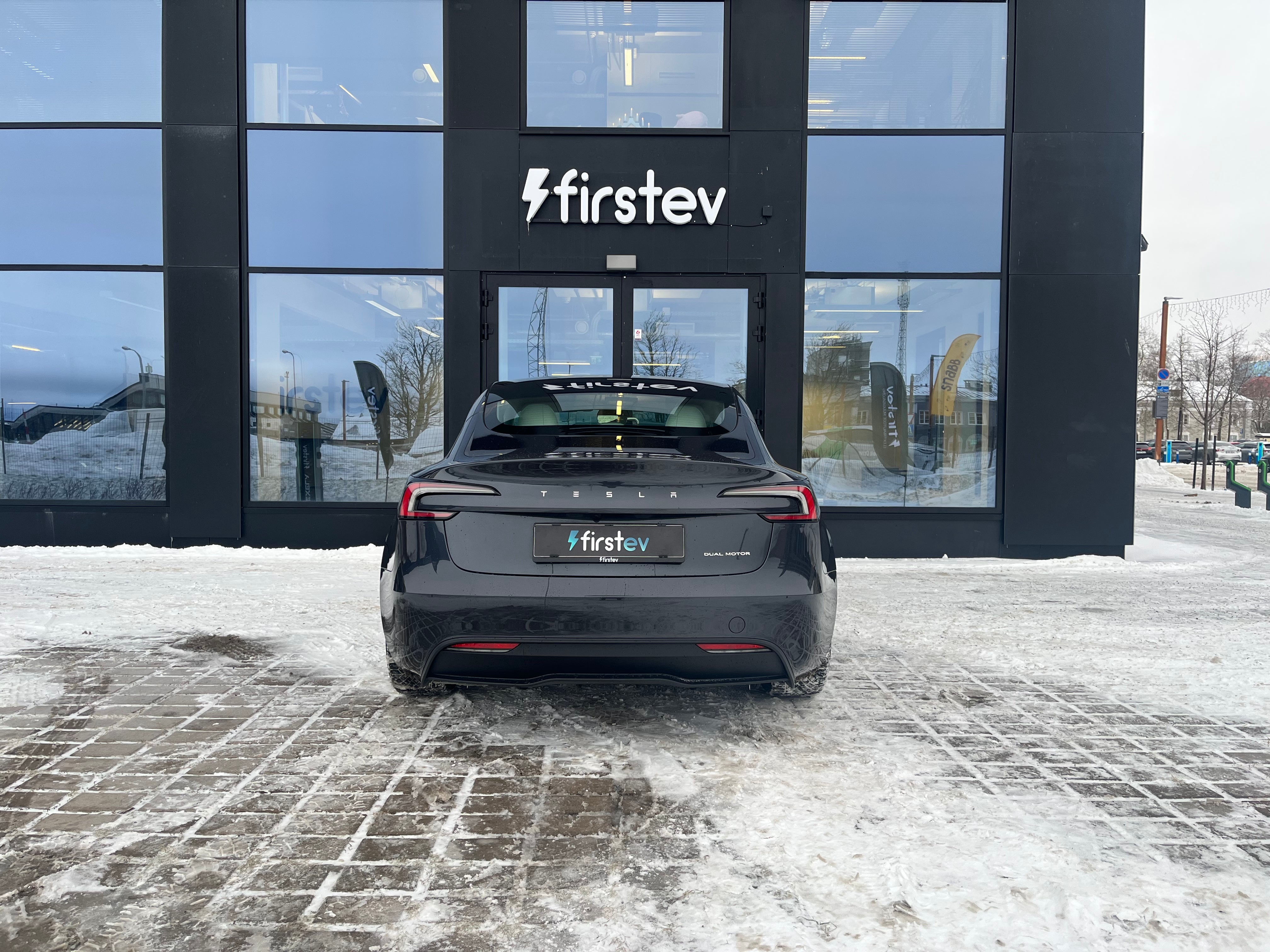 Tesla Model 3 Long Range 2024