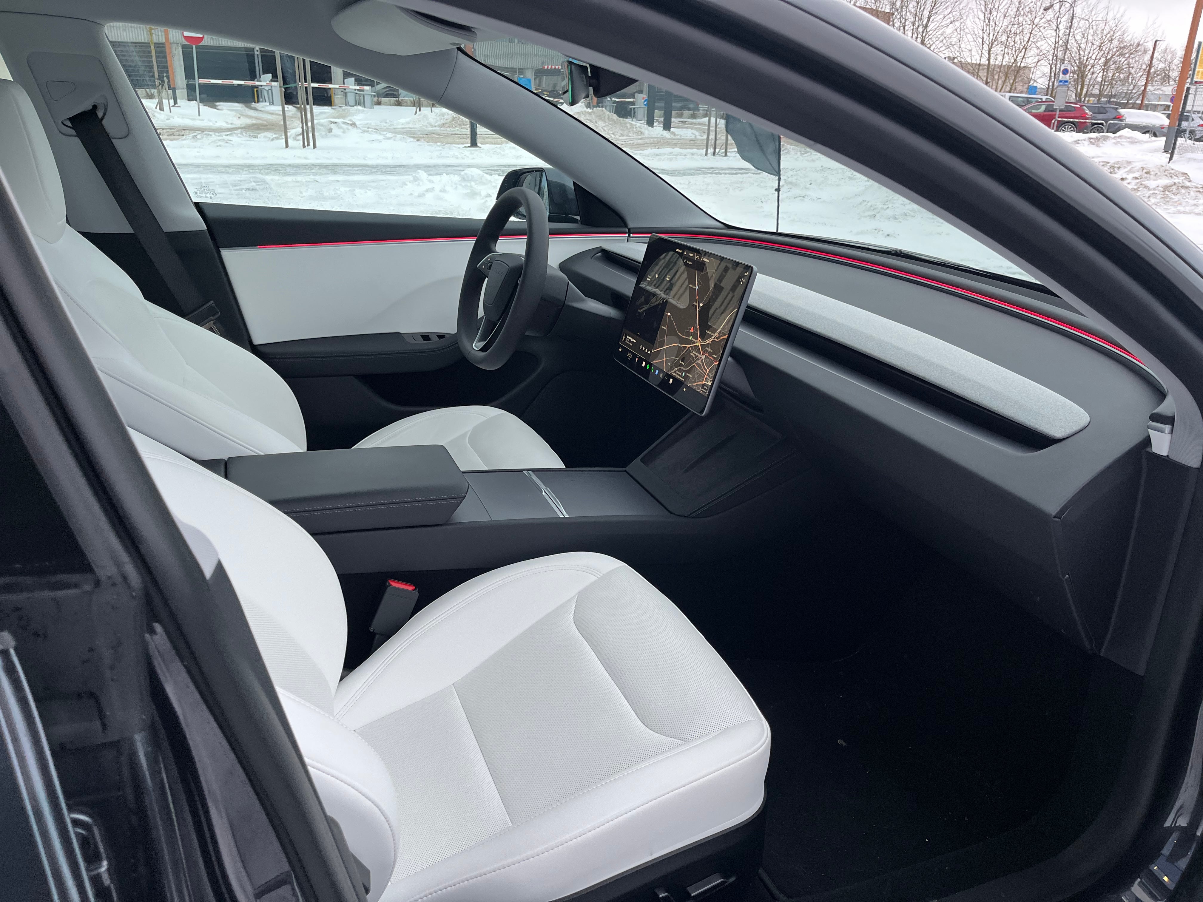 Tesla Model 3 Long Range 2024