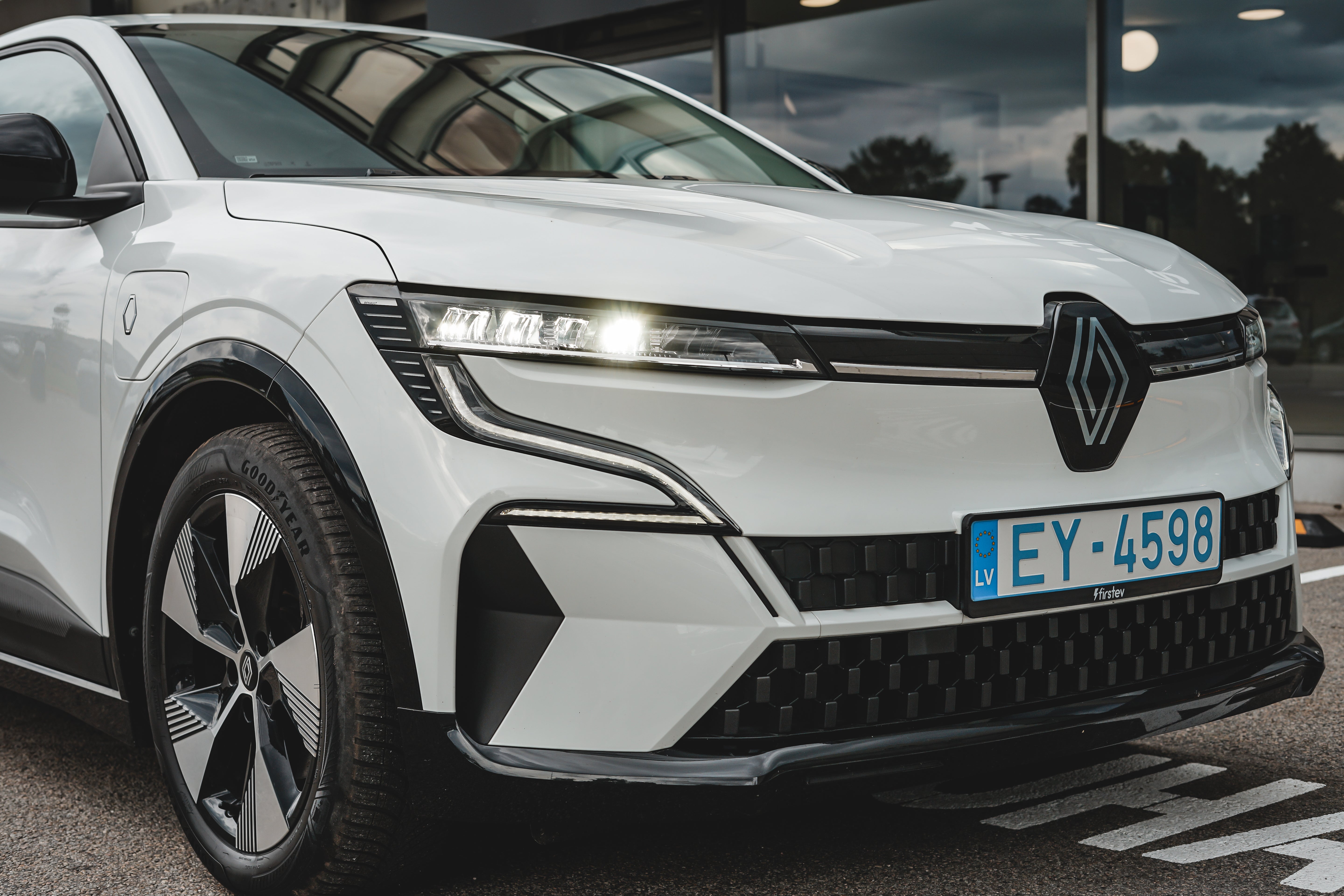 Renault Megane Ev40 E-Tech Equilibre 2023